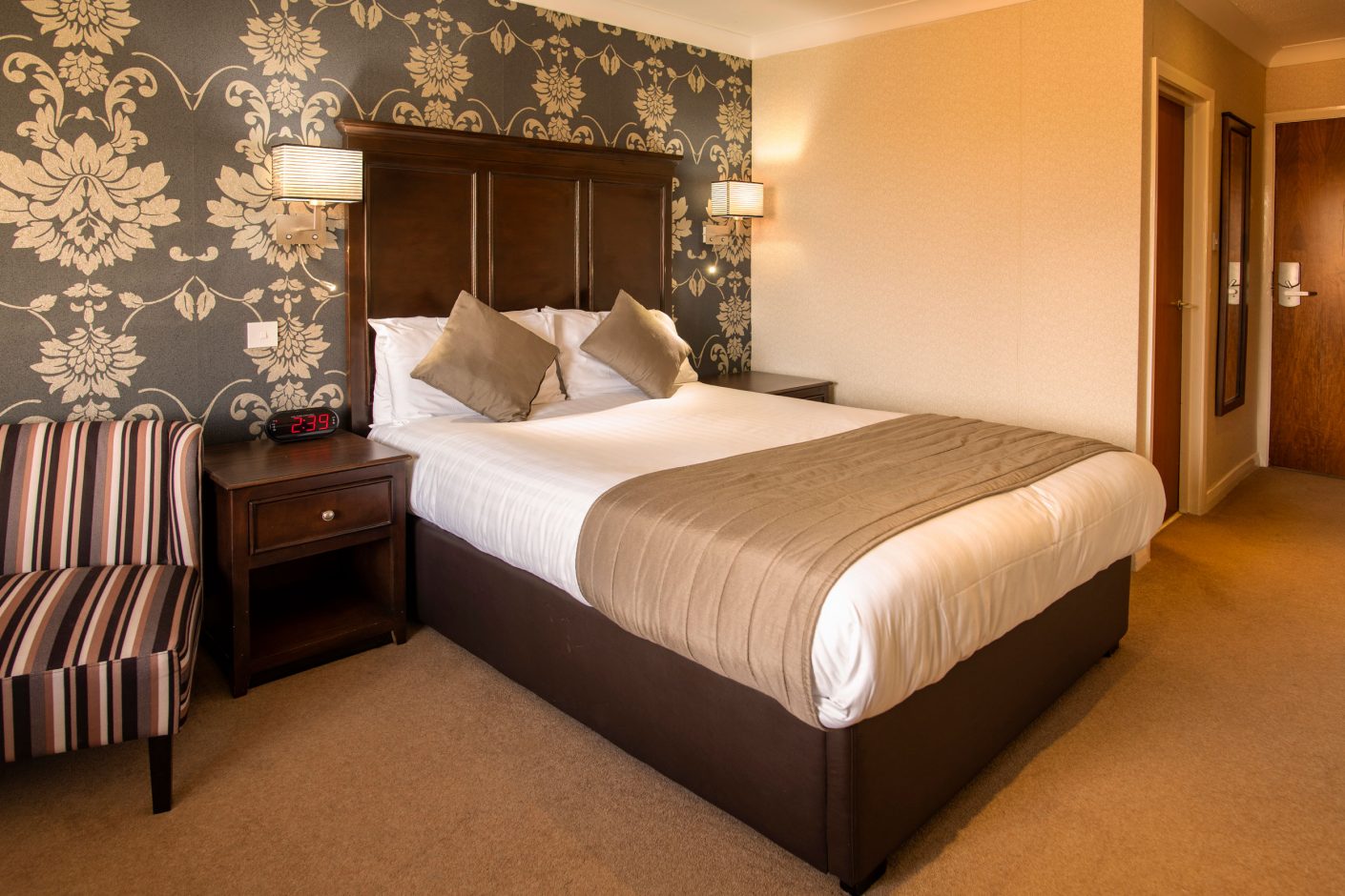 Double Bed at the Wessex Hotel in Street near Somerset